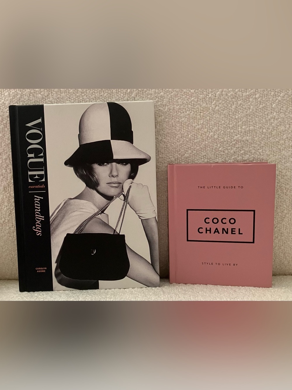 The Little Guide To Coco Chanel & Vogue Essentials Handbags Coffee Table Book
